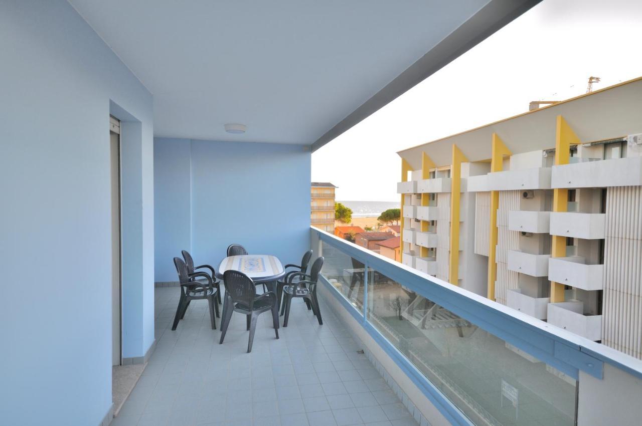 Residence Eurostar Bibione Exterior photo